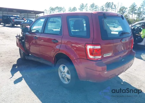 2012 Ford Escape Xls z USA, uszkodzony, nr VIN 1FMCU0C76CKC01464